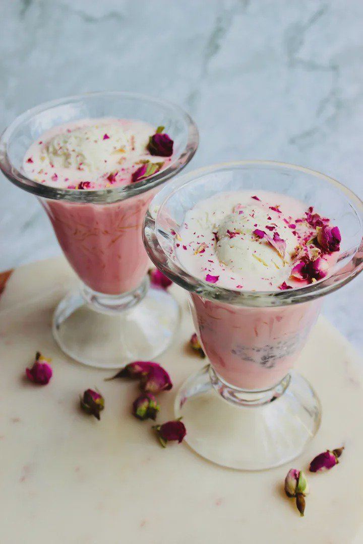 Rose falooda on a restaurant's POSBADA online ordering page